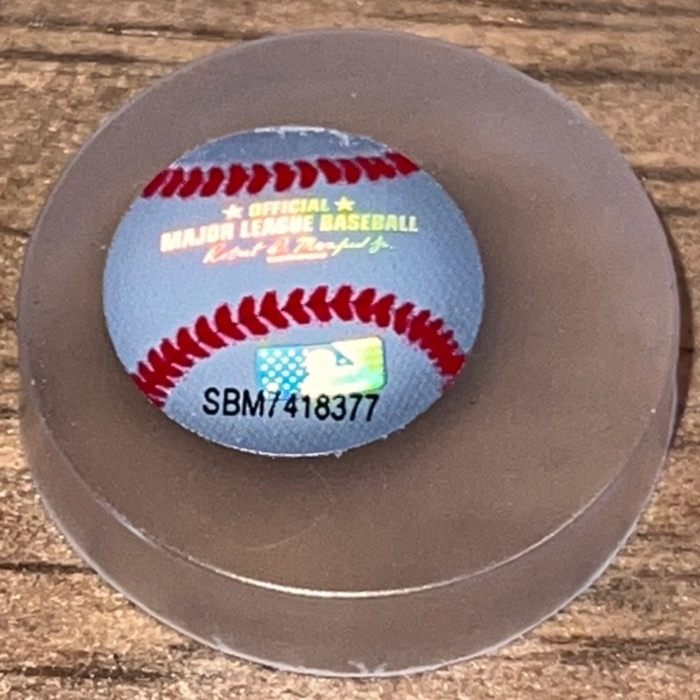 Kansas City Royals Commemorative 2015 World Series Champions Ring - Picture 8 of 11
